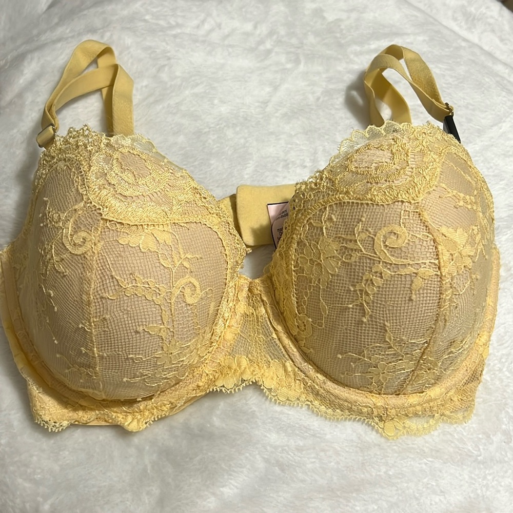 Victoria’s Secret yellow lace dream angels bra 34DD - new.